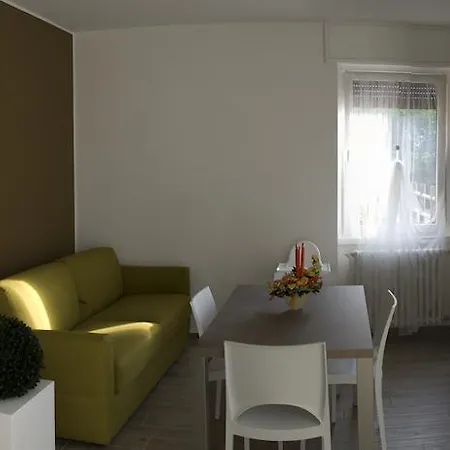 Apartamento Due Laghi *
