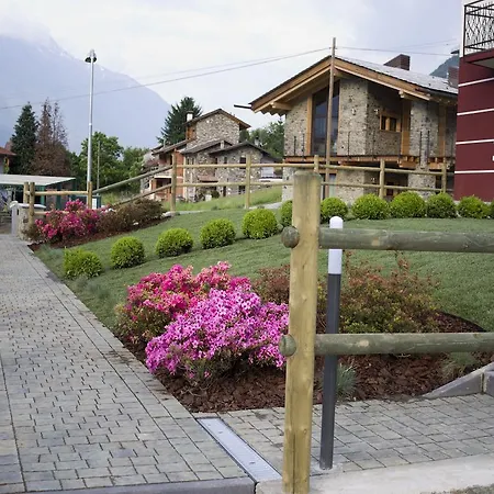 Due Laghi Apartamento Colico