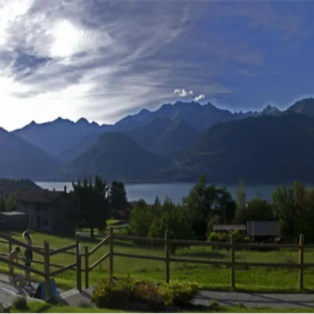 Due Laghi Apartamento Colico